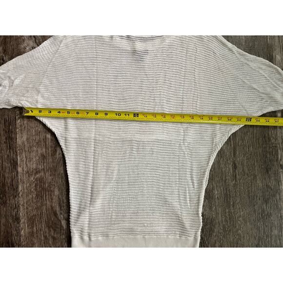 Express Women’s White Knit Sweater Size M Oversized Sheer Lightweight Pullover - Picture 4 of 5